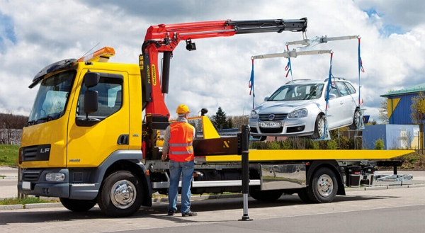 Эвакуатор с манипулятором срочный вызов по Алматы и области круглосуточно без выходных 
